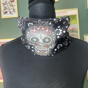 Black and White Skull Bandana Headband